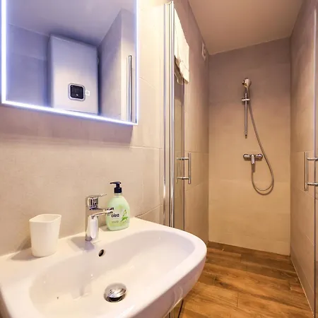 Hidden Center By Adex Travel Zadar