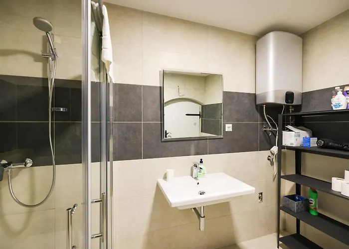 Hidden Apartments City Center By Adex Travel *