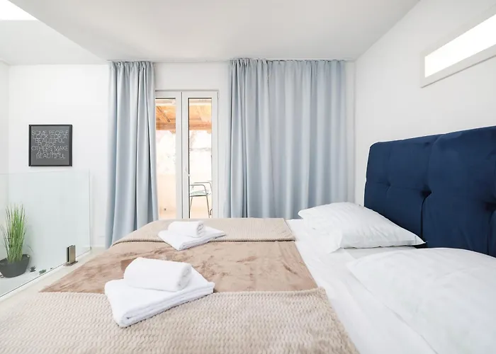 Hidden Apartments City Center By Adex Travel 公寓 扎达尔