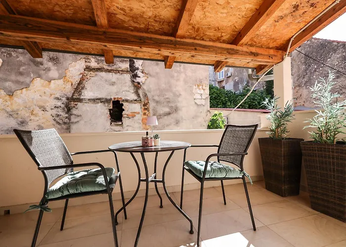 Hidden Apartments City Center By Adex Travel 公寓 扎达尔