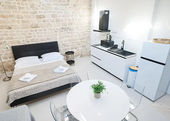 Hidden In The Center Apartment Zadar